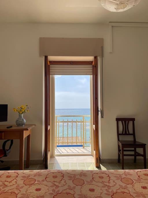 Panoramico Appartamento Lido Conchiglie 갈리폴리 외부 사진